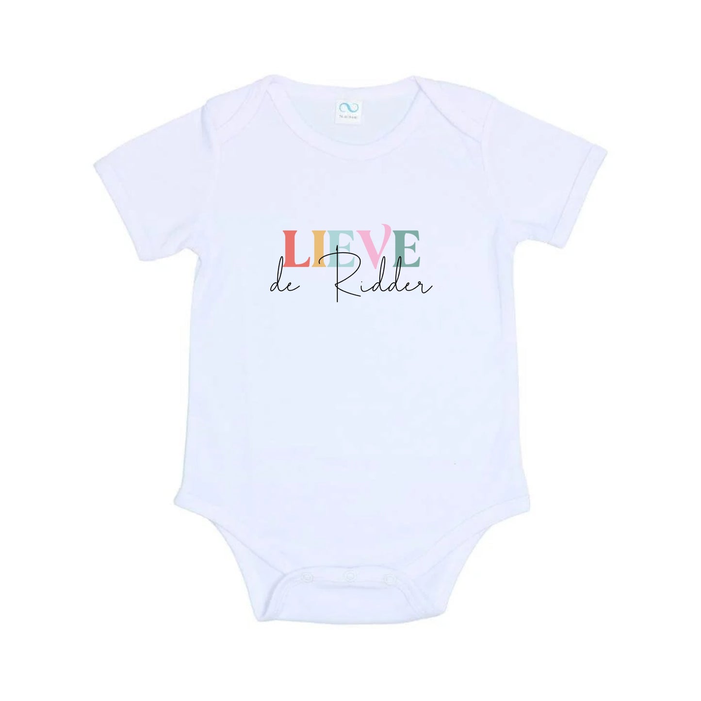 Gepersonaliseerd rompertje met naam - maat 62/68 – Kleurrijk & sierlijk design