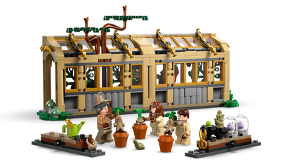 LEGO® Harry Potter™ Hogwarts™ Herbology – Magisch bouwcadeau uit de tovenaarswereld